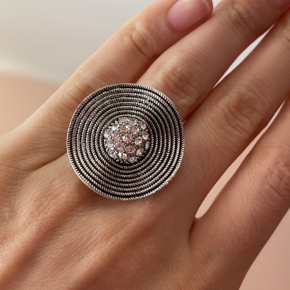 Crystal Ring Flower Ring Zircon Retro Jewelry - Picture 6 of 6